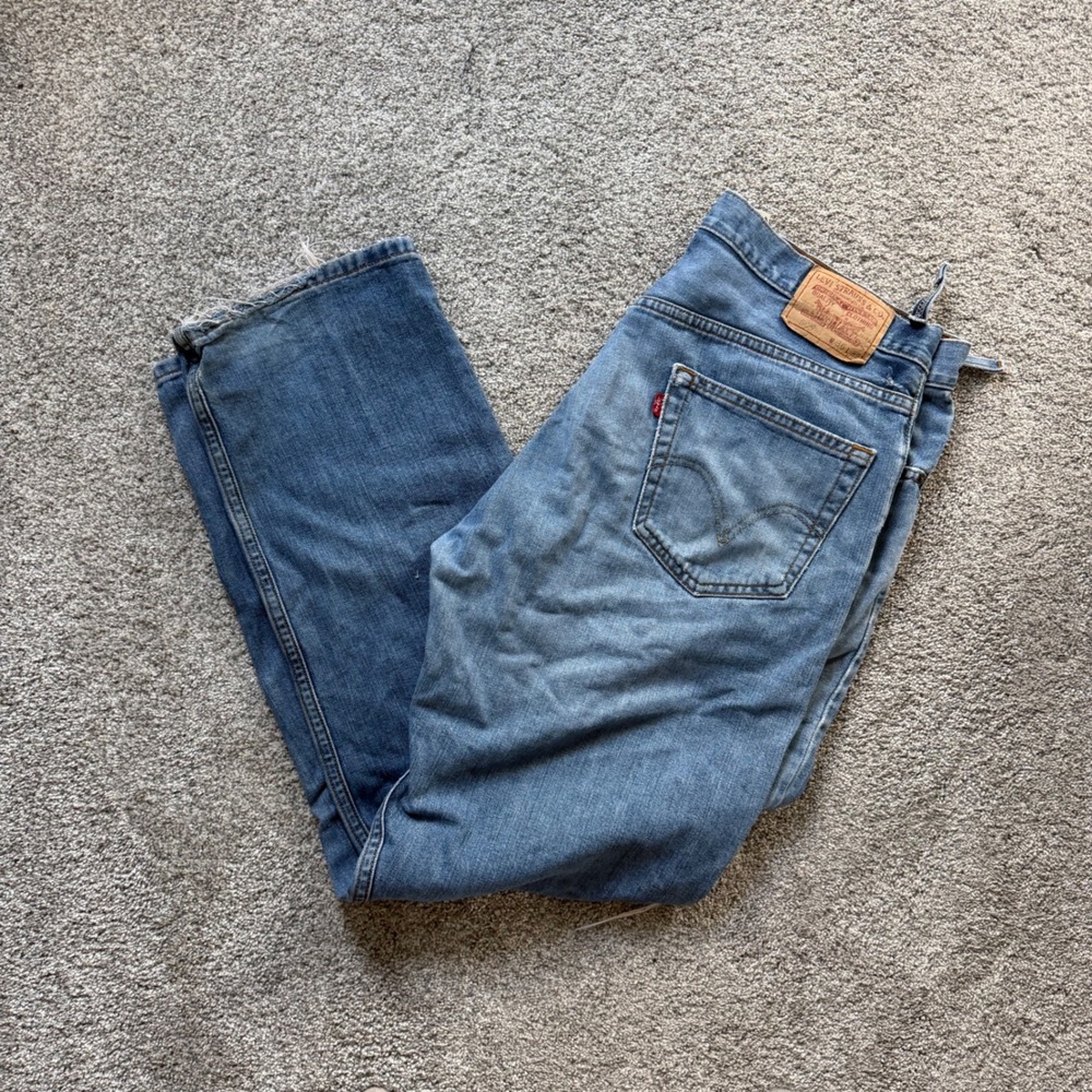 Levis 505 Regular Fit Mens 36x32 Distressed Straight Leg Blue Jeans Medium Wash